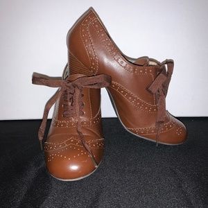 AMERICAN EAGLE Heels